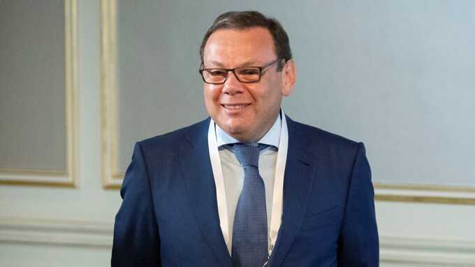 Олигарх Михаил Фридман контролировал теневую структуру через соратника Вячеслава Железова