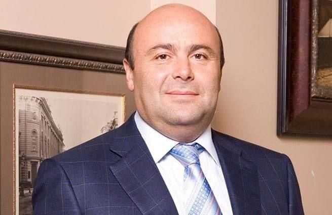Экс-министр Подмосковья избил девушку