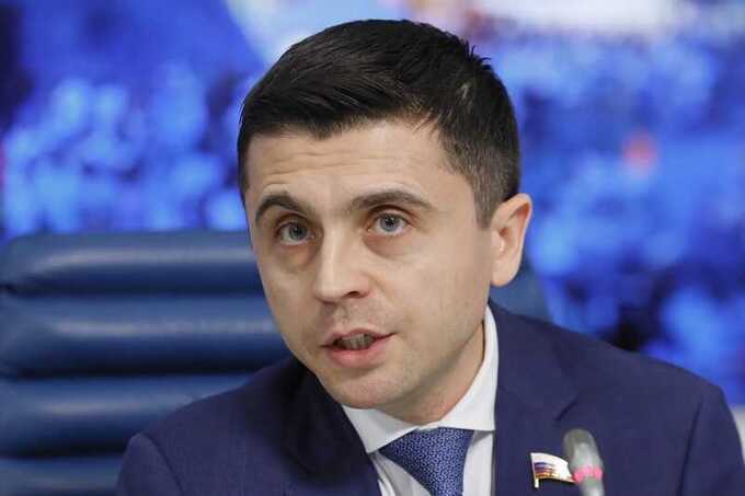 Бывшего депутата Госдумы Руслана Бальбека объявили в розыск по линии Интерпола