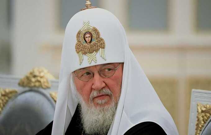 Патриарх Кирилл проявляет тягу к дорогим часам