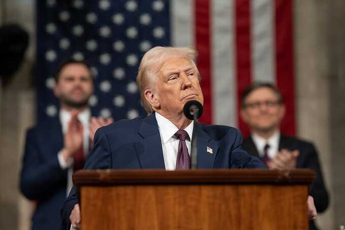 Трамп хочет ввести федеральные силы в Чикаго и Нью-Йорк для борьбы с преступностью