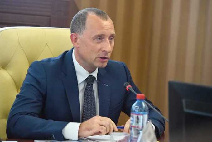 Заместителя губернатора Курской области Владимира Базарова задержали по подозрению в хищении средств