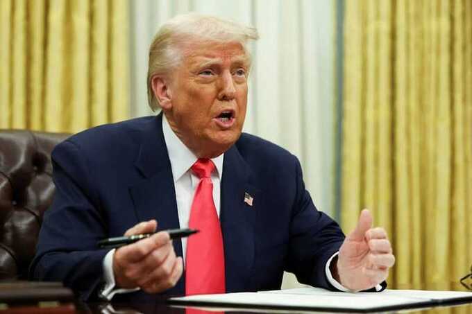 Трамп заявил, что США могут ввести санкции и пошлины не только против России, но и против Украины